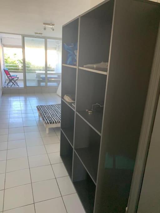 Petit Prix Et Grand Confort A Saint Gilles Les Bains Exterior foto